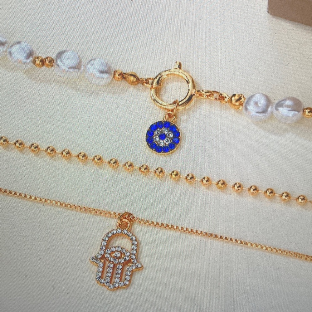 Gold Layered Pearl Necklace Set with Blue Pendant and Hamsa Charm - Picture 4 of 4